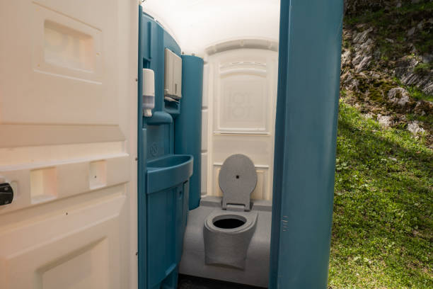 Portable Toilet Options We Offer in Abram, TX